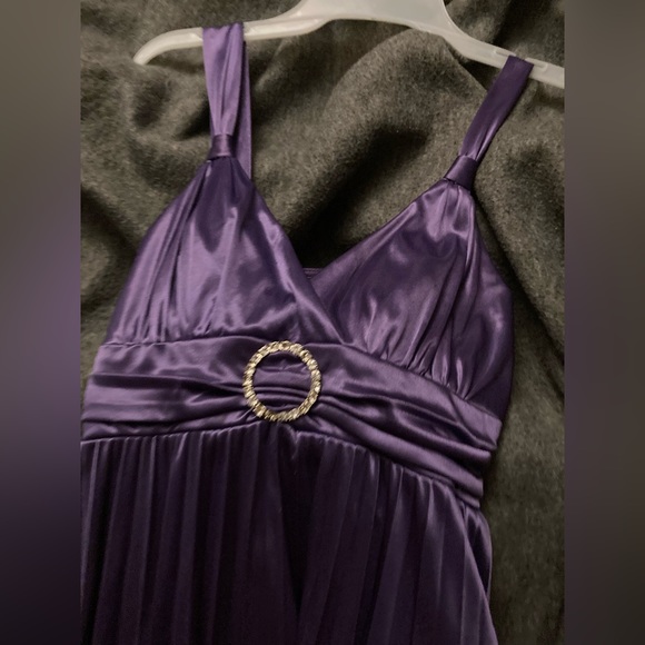 Purple dinner dress - Picture 3 of 4